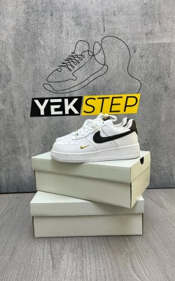 Air Force beyaz-altın logo